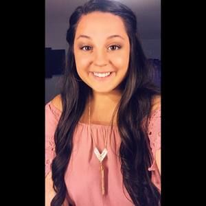 Meet your Posher, Lexie